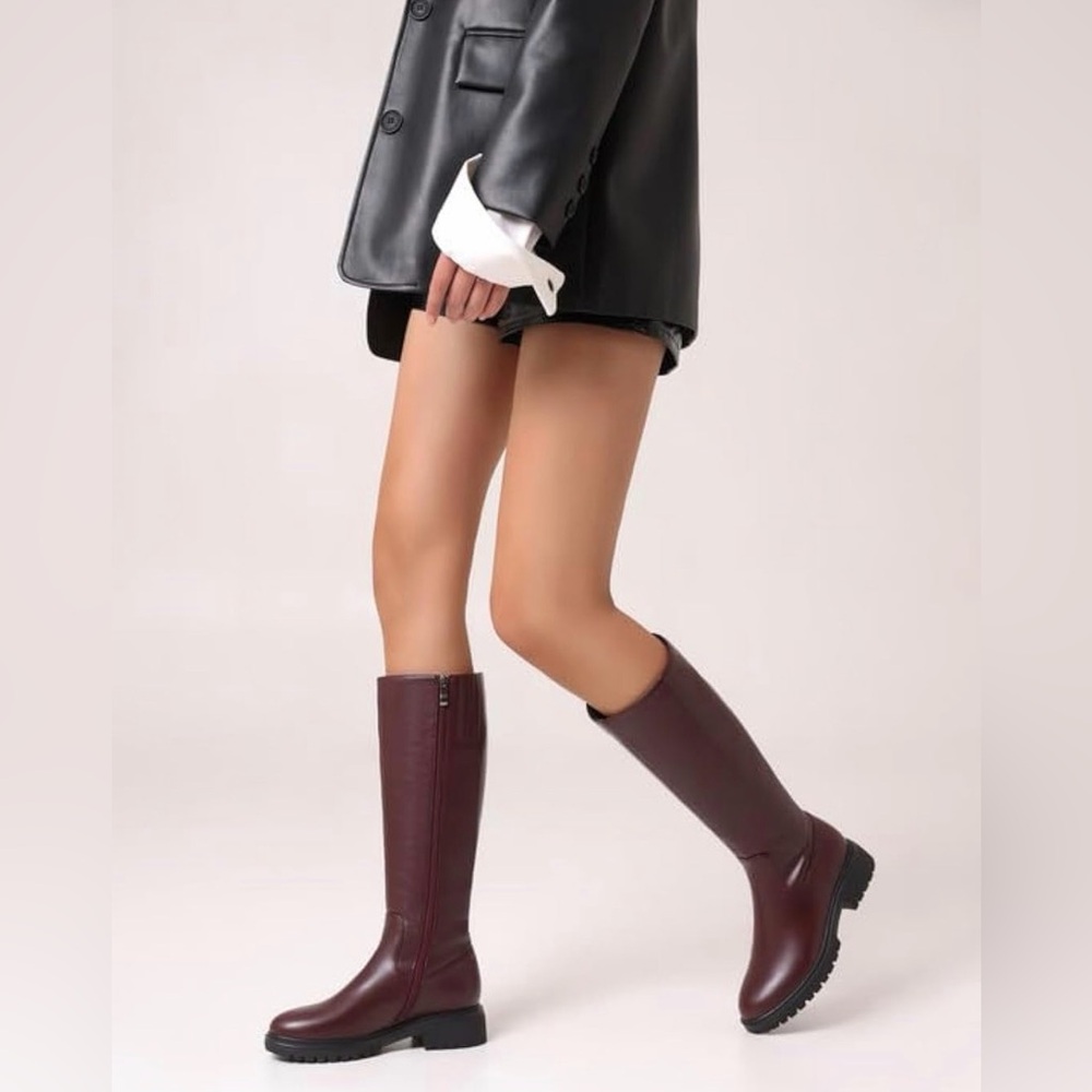 Elegant Burgundy Knee-High Boots